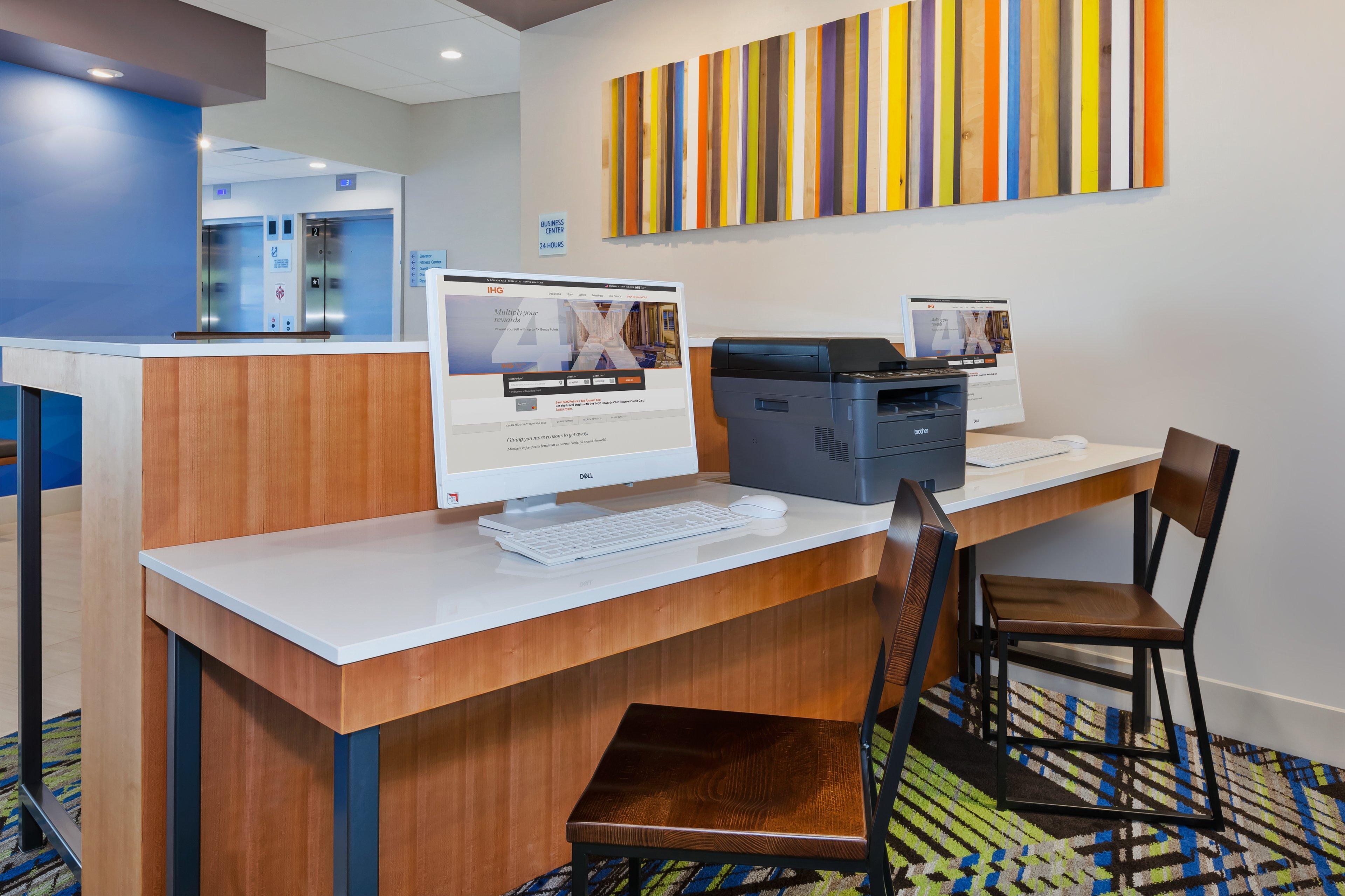 Holiday Inn Express & Suites - Grand Rapids Airport - South By Ihg Ngoại thất bức ảnh
