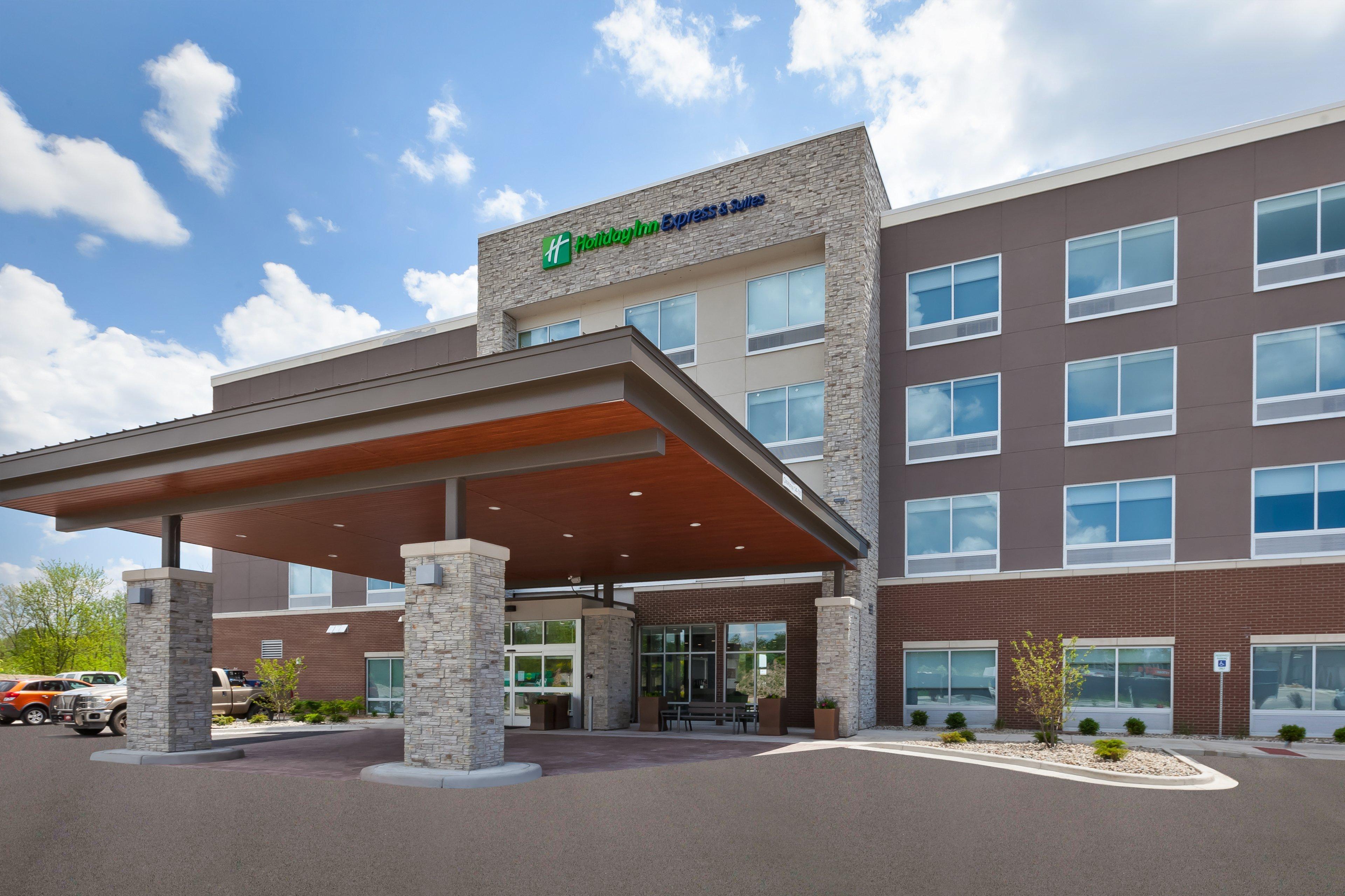 Holiday Inn Express & Suites - Grand Rapids Airport - South By Ihg Cascade Ngoại thất bức ảnh